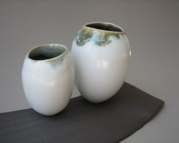 Elaine_Bolt_Waiting composition detail