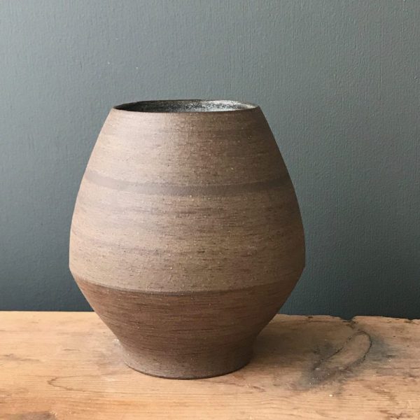 Yarn Ball vessel speckled brown (medium)