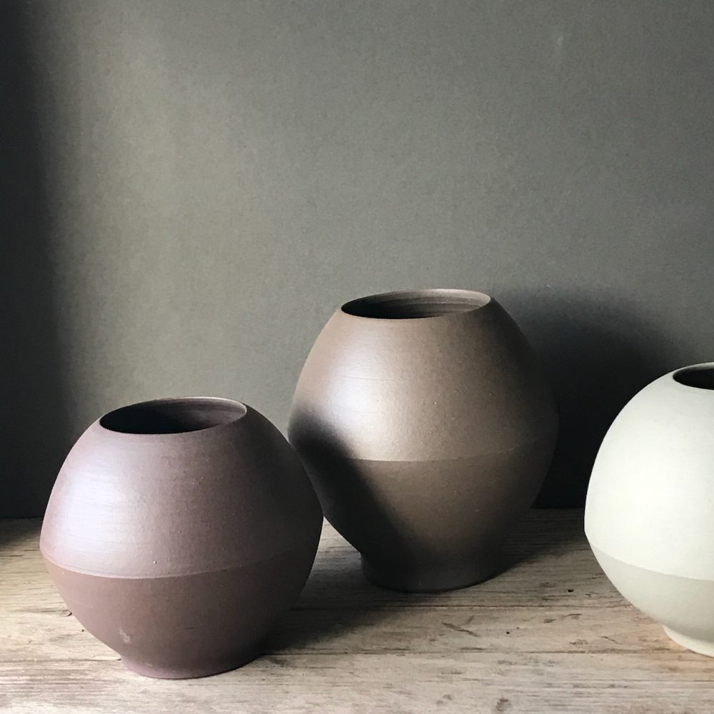 Yarn Ball vessel brown (medium) - Image 3